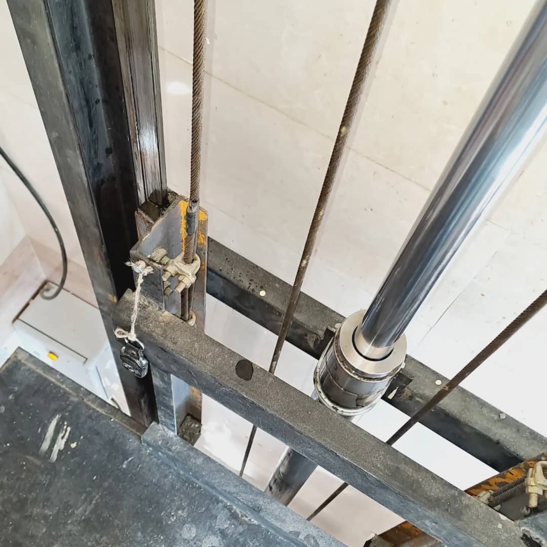 مزایای خرید از تولید و اجرای آسانسورهیدرولیک و بالابرگروه فنی مهندسی آنتیک در گیلان رشت